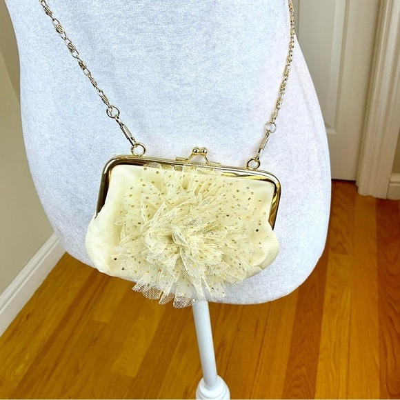 Claire’s Bag Purse Crossbody Clutch Cream with Mesh Appliqué Party Small (NWT) - Picture 1 of 7
